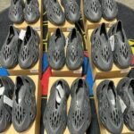 Yeezy Foam Shoes Pallets - Image 4